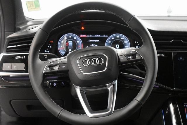 new 2025 Audi Q7 car, priced at $76,800