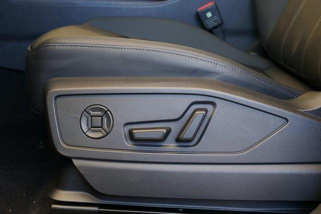 new 2025 Audi Q5 car, priced at $61,600