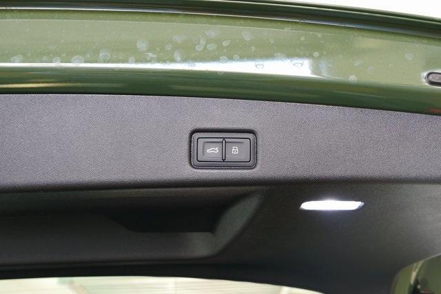 new 2025 Audi Q5 car, priced at $61,600