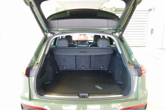 new 2025 Audi Q5 car, priced at $61,600