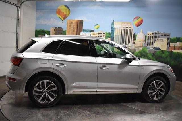 new 2025 Audi Q5 car, priced at $57,700