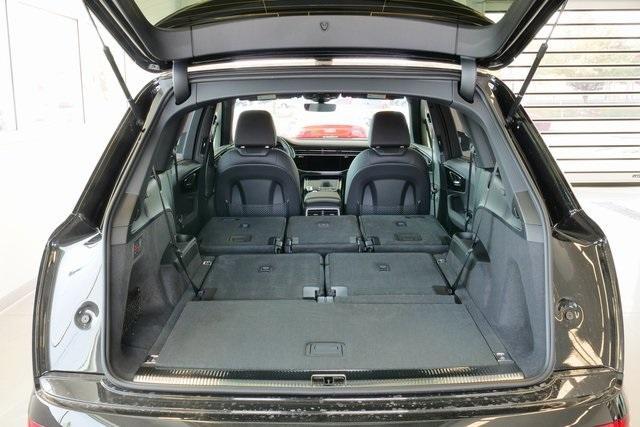 new 2025 Audi Q7 car, priced at $77,750