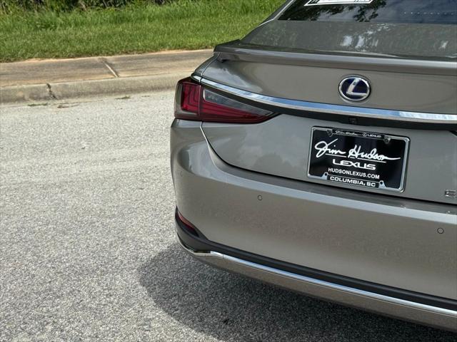 used 2020 Lexus ES 300h car, priced at $28,963