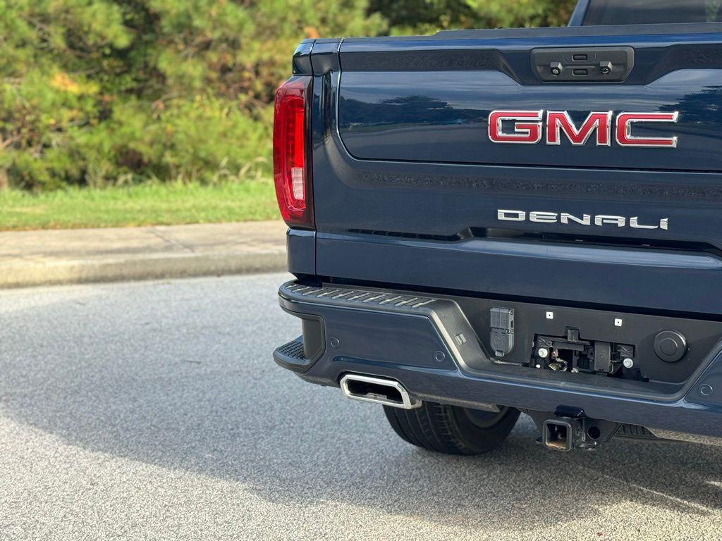 used 2023 GMC Sierra 1500 car, priced at $57,662
