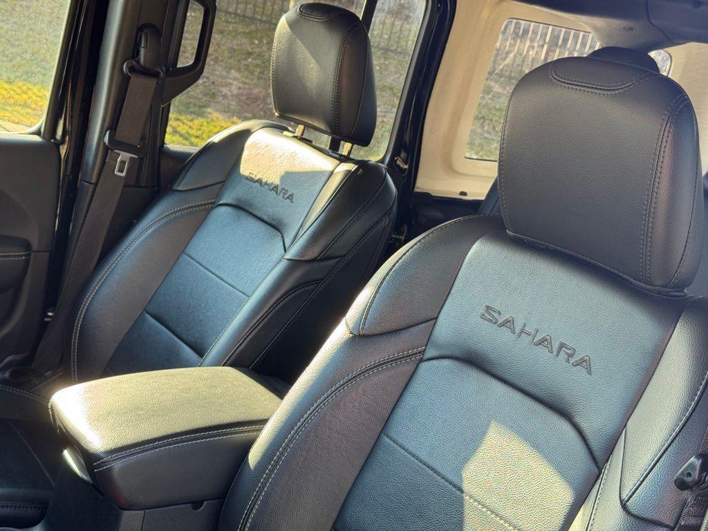 used 2022 Jeep Wrangler Unlimited car, priced at $34,632