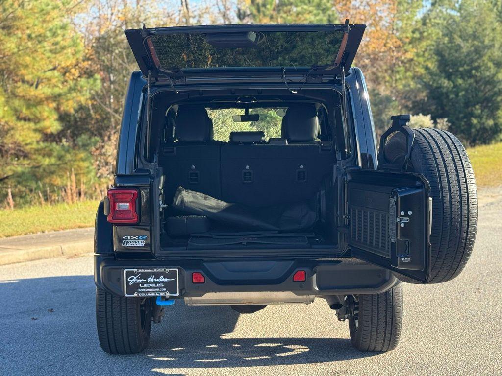 used 2022 Jeep Wrangler Unlimited car, priced at $34,632