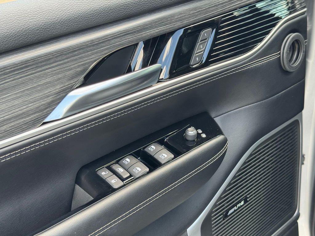 used 2023 Jeep Wagoneer car, priced at $54,662