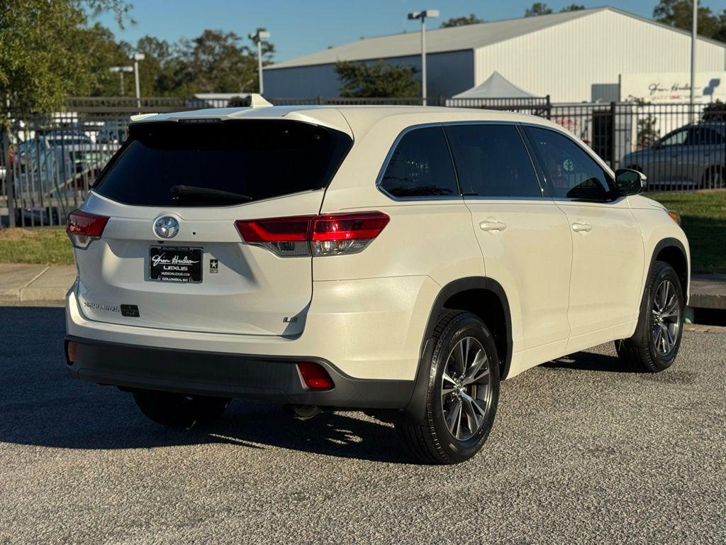 used 2018 Toyota Highlander car, priced at $21,963