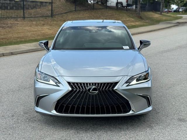 new 2025 Lexus ES 350 car, priced at $50,576