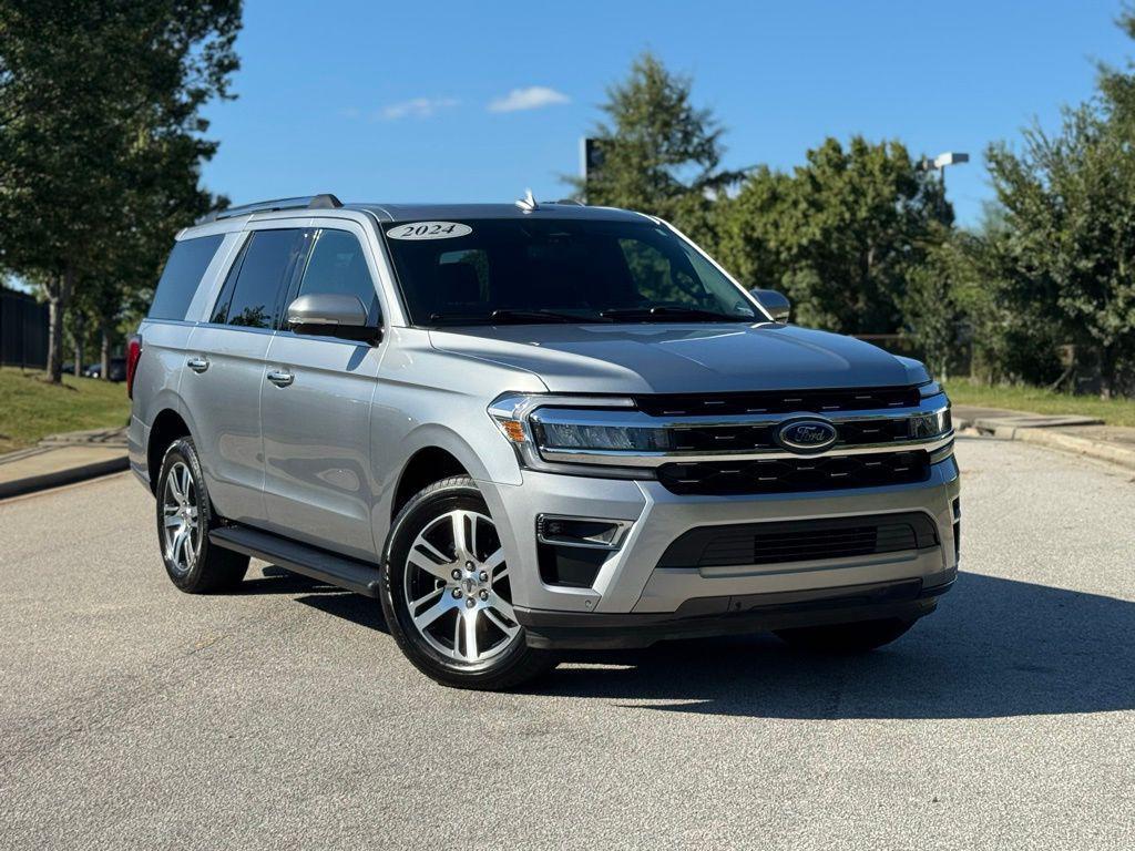 used 2024 Ford Expedition car, priced at $45,643