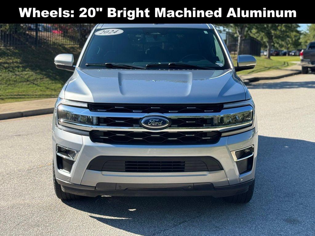 used 2024 Ford Expedition car, priced at $45,643