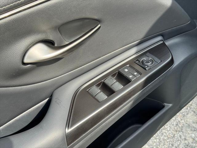 used 2019 Lexus ES 350 car, priced at $31,172