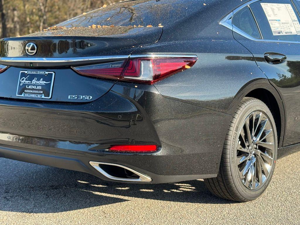 new 2025 Lexus ES 350 car, priced at $58,092