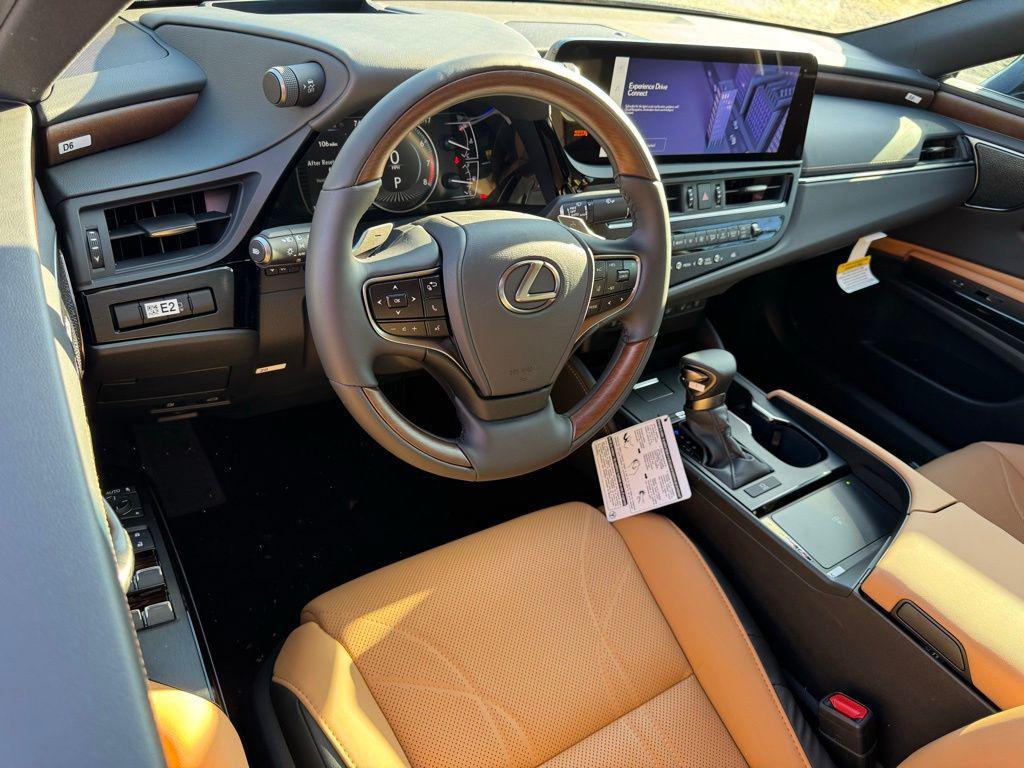 new 2025 Lexus ES 350 car, priced at $58,092