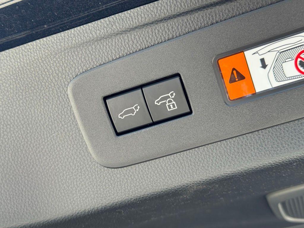 used 2025 Lexus GX 550 car, priced at $92,963