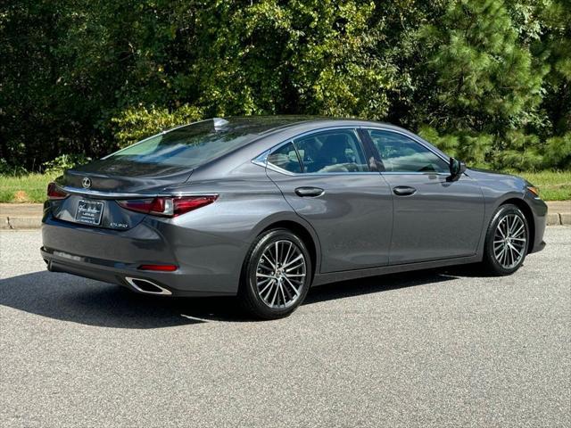 used 2022 Lexus ES 350 car, priced at $40,462