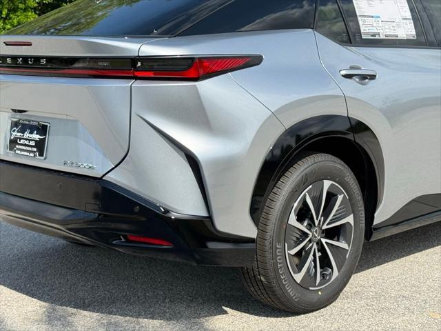new 2025 Lexus RZ 300e car, priced at $52,027