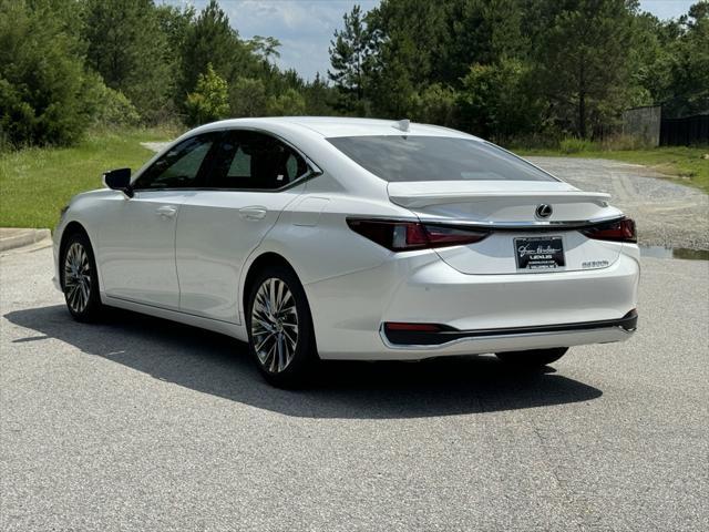 new 2024 Lexus ES 300h car, priced at $59,232