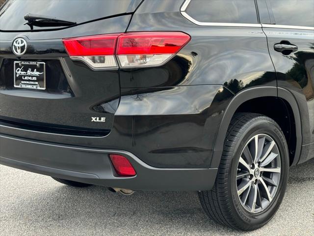 used 2018 Toyota Highlander car, priced at $26,662