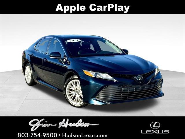 used 2019 Toyota Camry Hybrid car, priced at $22,462