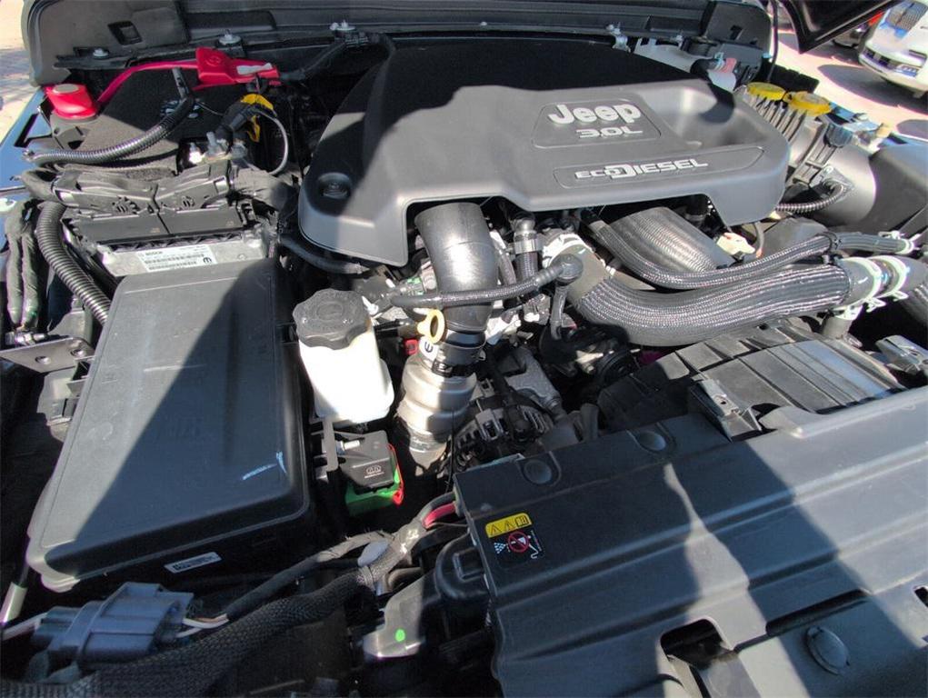 used 2022 Jeep Wrangler Unlimited car, priced at $37,540