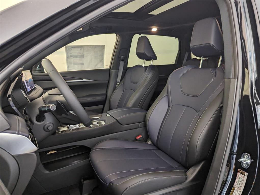new 2026 INFINITI QX60 car, priced at $61,640
