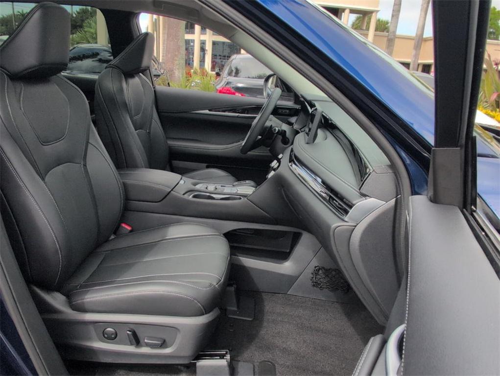 used 2025 INFINITI QX60 car, priced at $39,618