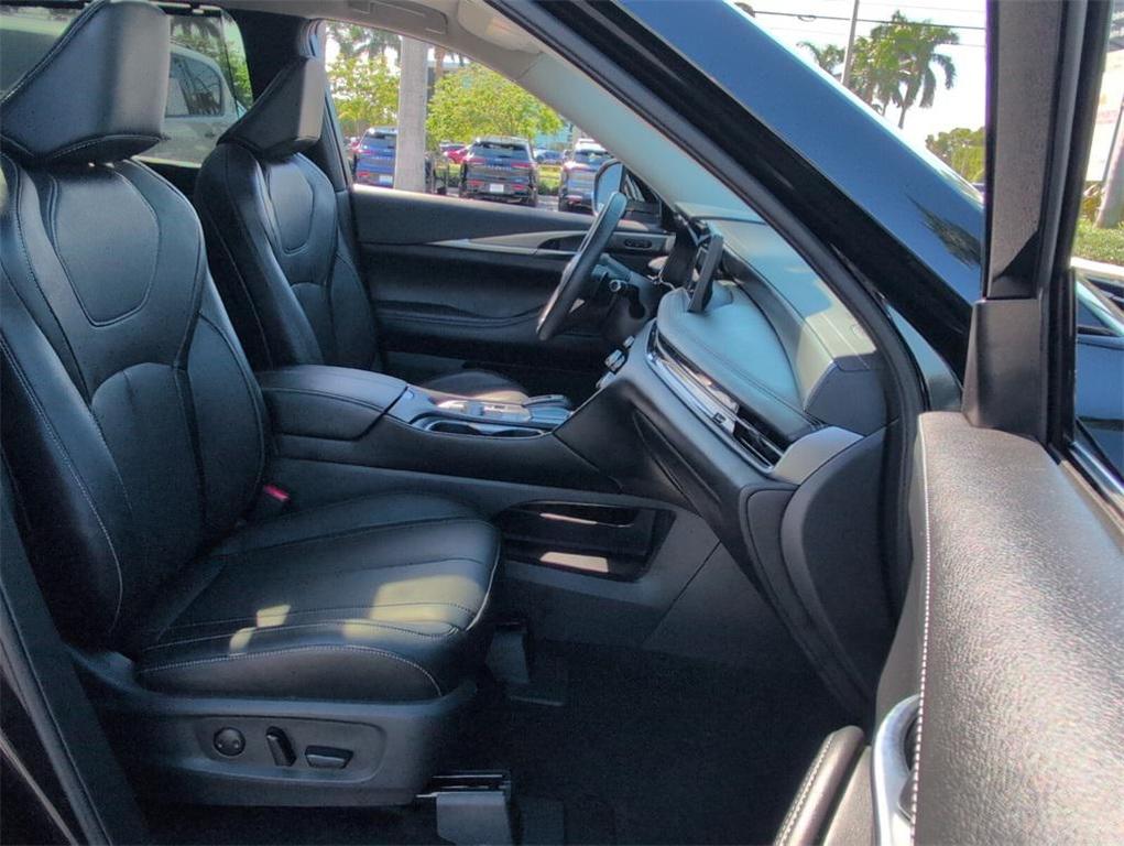 used 2024 INFINITI QX60 car, priced at $39,859