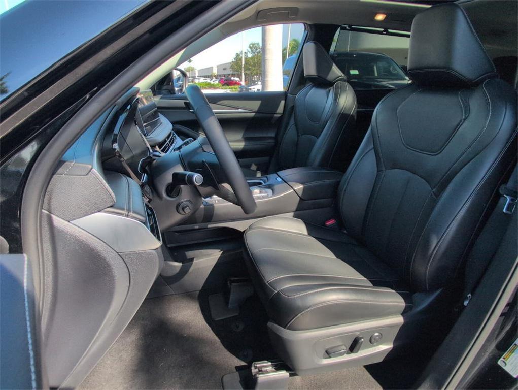 used 2024 INFINITI QX60 car, priced at $39,859