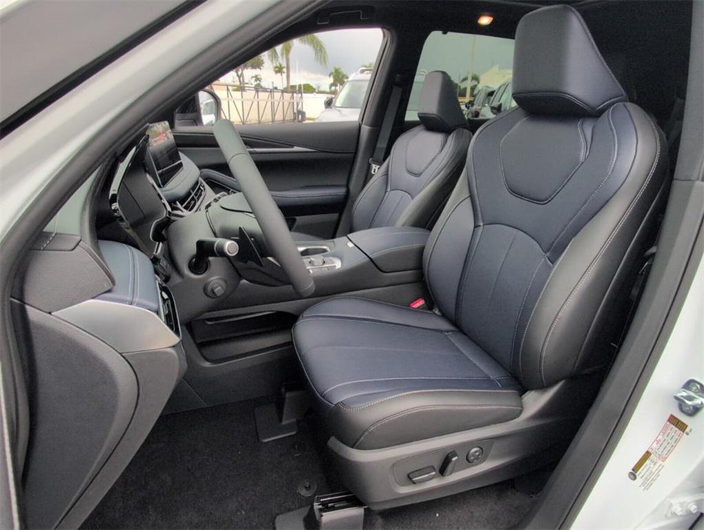 new 2026 INFINITI QX60 car, priced at $59,656