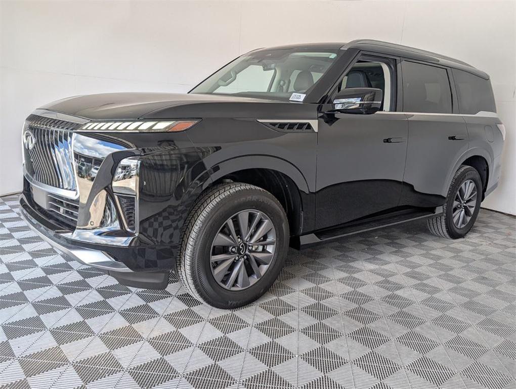 used 2025 INFINITI QX80 car, priced at $75,000