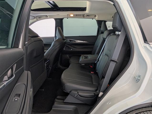 new 2025 INFINITI QX60 car