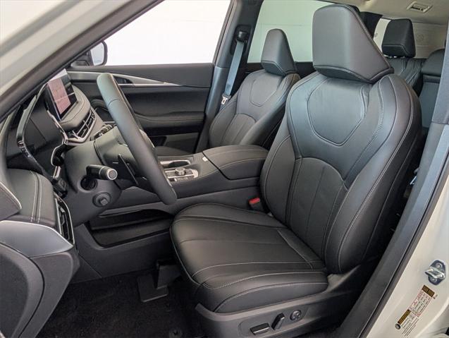 new 2025 INFINITI QX60 car