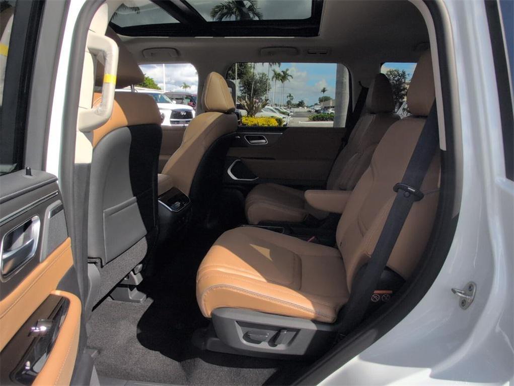 new 2026 INFINITI QX80 car
