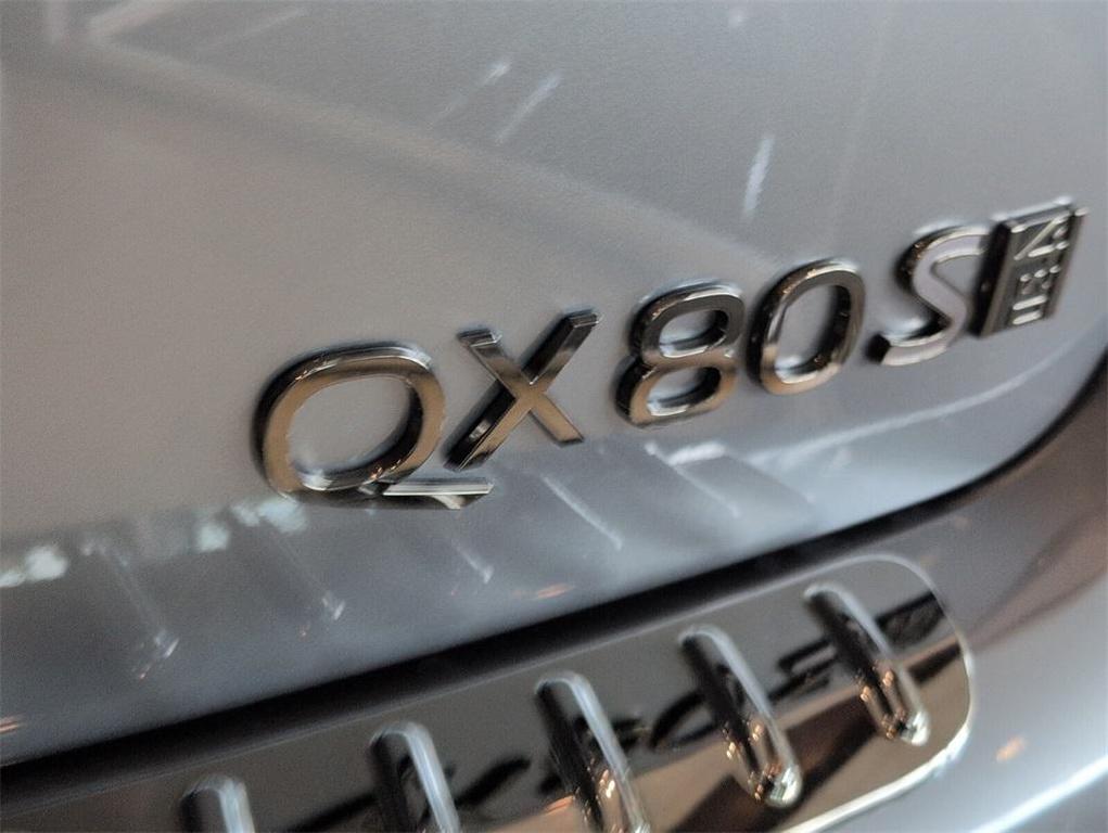 new 2026 INFINITI QX80 car
