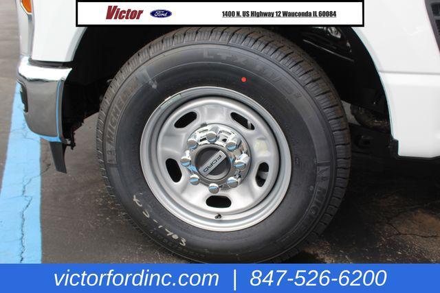 new 2025 Ford F-250 car, priced at $45,058