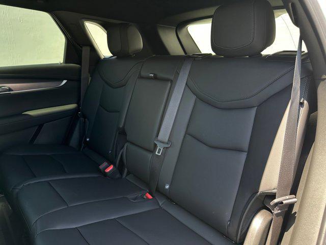 new 2025 Cadillac XT5 car, priced at $47,615