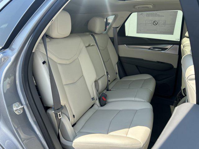 new 2025 Cadillac XT5 car, priced at $55,014
