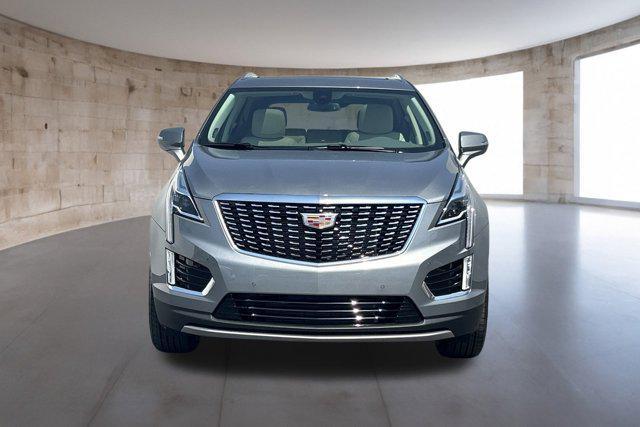 new 2025 Cadillac XT5 car, priced at $55,014