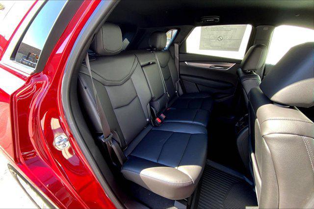 new 2025 Cadillac XT5 car, priced at $41,344