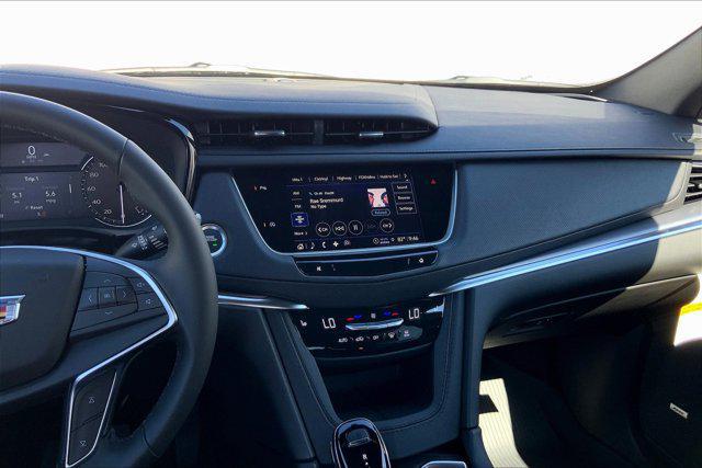 new 2025 Cadillac XT5 car, priced at $41,344