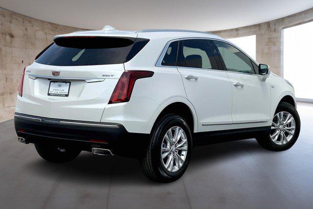 new 2024 Cadillac XT5 car, priced at $45,843