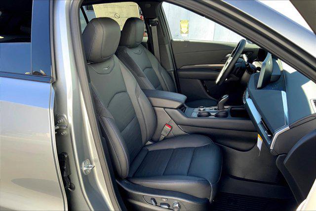 new 2025 Cadillac XT4 car, priced at $44,133