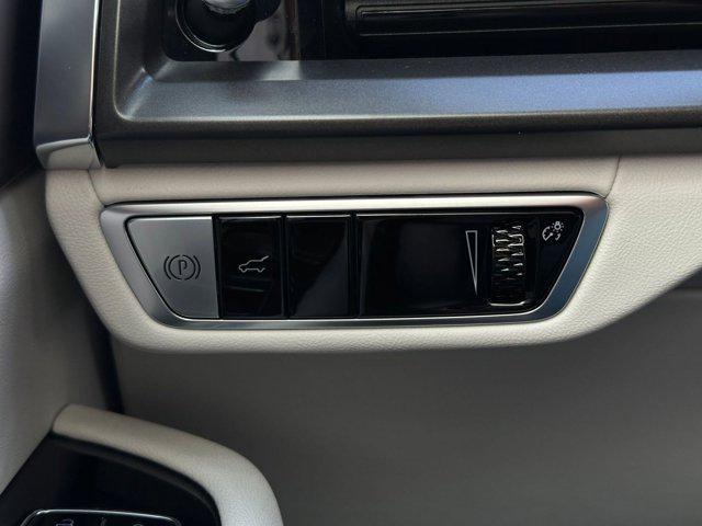 new 2026 Cadillac VISTIQ car, priced at $79,611