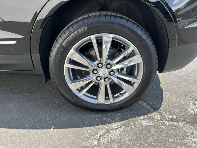 new 2025 Cadillac XT5 car, priced at $55,639