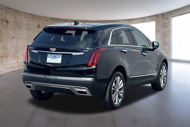 new 2025 Cadillac XT5 car, priced at $55,639