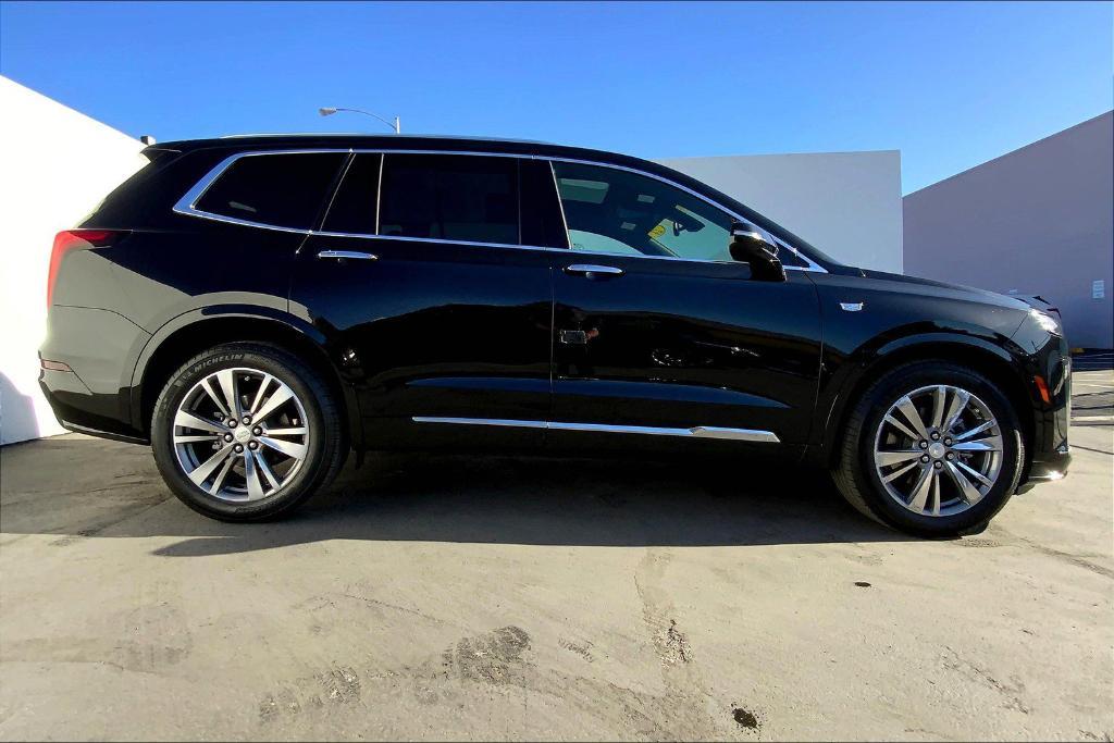 used 2021 Cadillac XT6 car, priced at $36,898