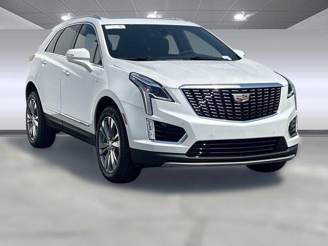 new 2025 Cadillac XT5 car, priced at $54,039