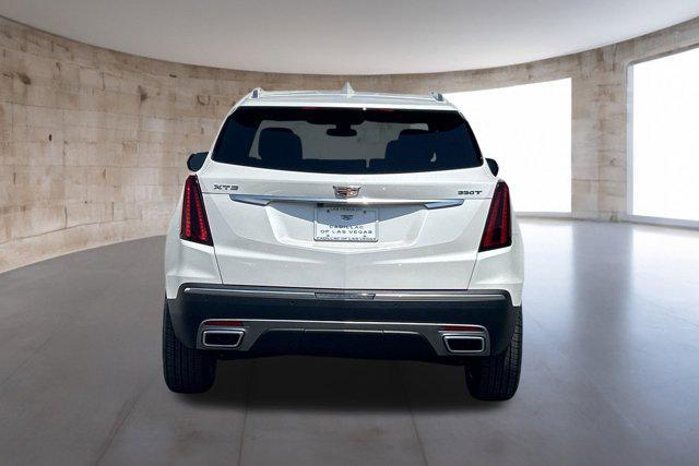 new 2025 Cadillac XT5 car, priced at $54,039
