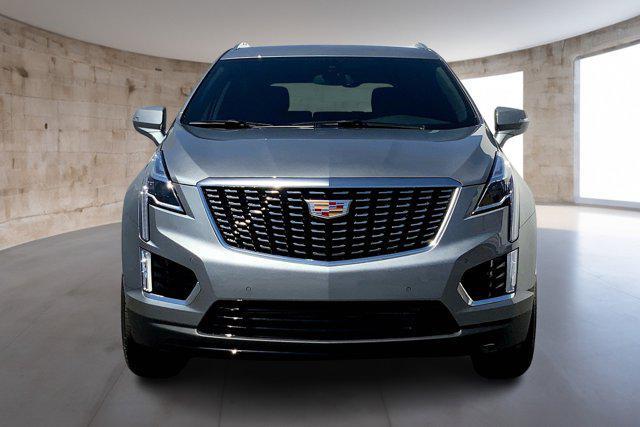 new 2025 Cadillac XT5 car, priced at $45,612